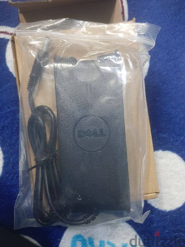 شاحن dell 1