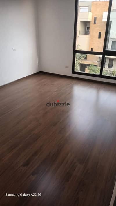 Semi furnished triplex 283m rent in Eastown Sodic