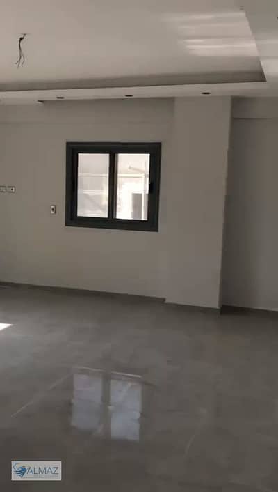 Apartment for rent in Al Qronfol villas for elevator in Fifth Settlement