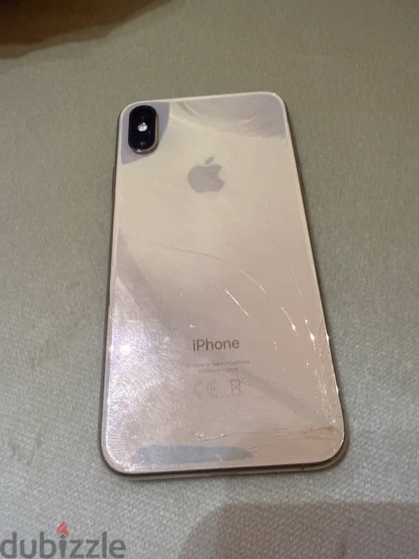 Iphone xs for sale (10,000) قابل للفصال 1