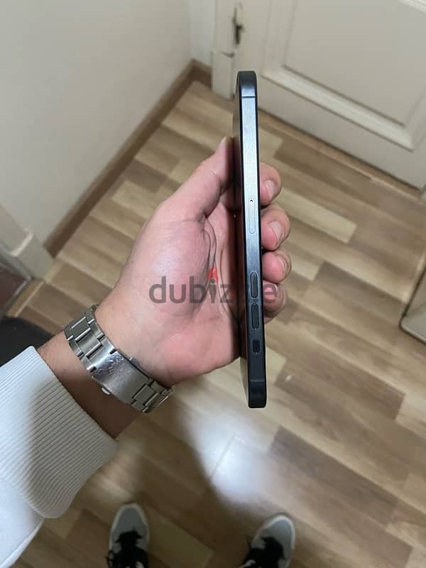 iphone 15 pro max used for two weeks only 3