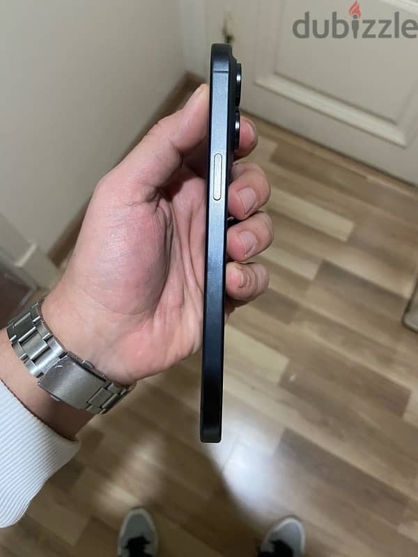 iphone 15 pro max used for two weeks only 5