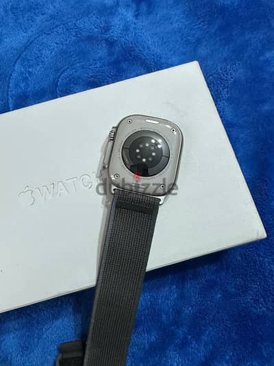 Apple watch ultra 2 zero condition 100% battery + box