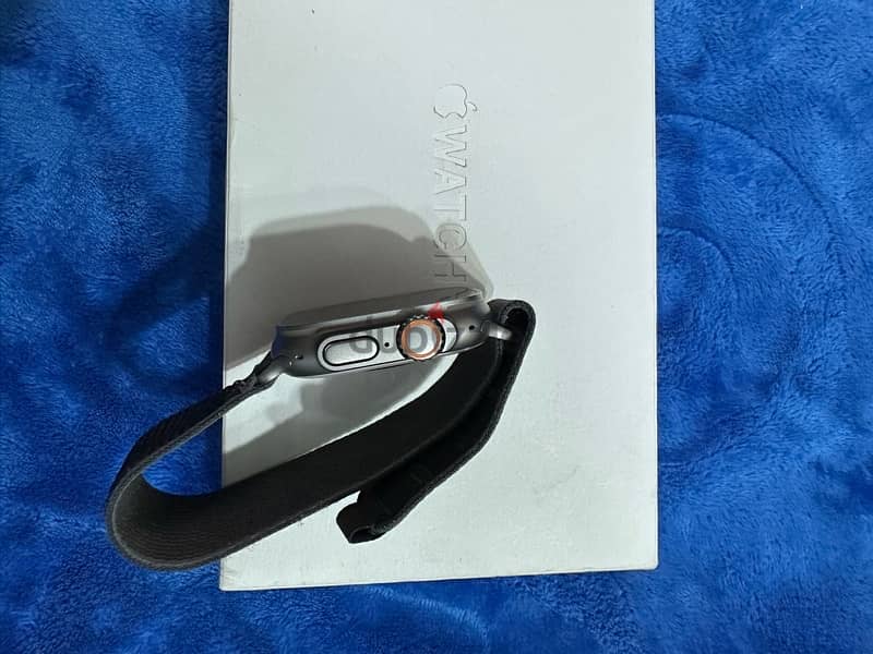 Apple watch ultra 2 zero condition 100% battery + box 5