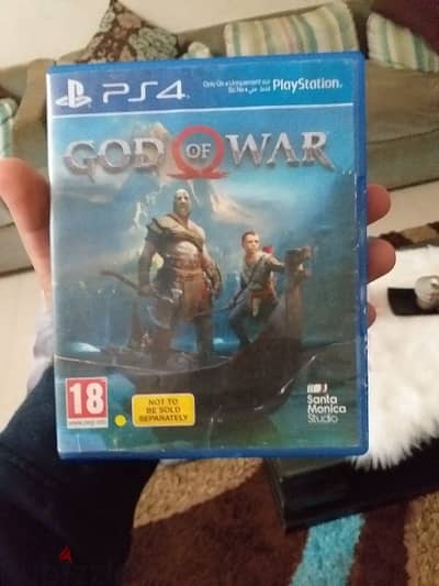 إسطوانة لعبة God of war مستعملة شهر واحد