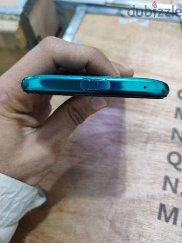 Oppo Reno 2F 4