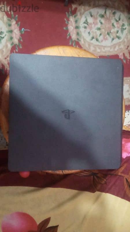 ps4 slim 1 t  like new 2