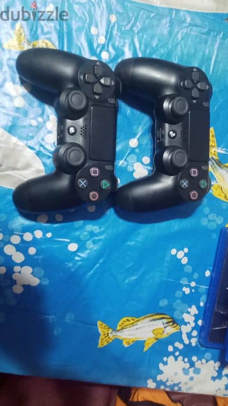 ps4 slim 1 t  like new 4