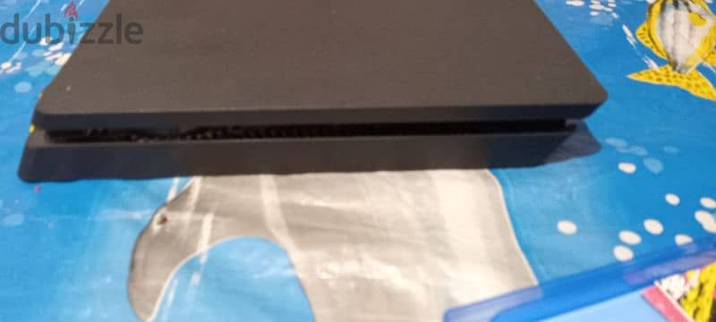 ps4 slim 1 t  like new 13