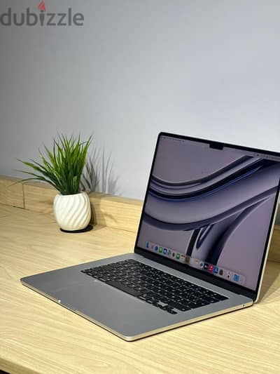 Macbook Air M2 2023 15 inch 16 Ram