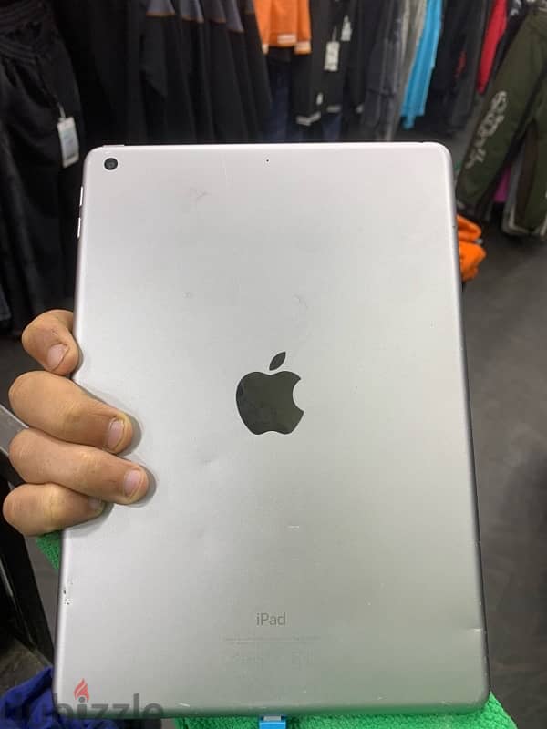 iipad(5th generation) 1