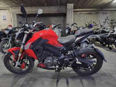 benelli 200s زيرووو 600 كيلو فقط