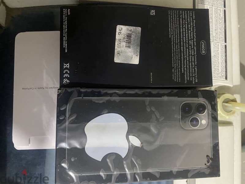 iPhone 11Pro 256g 8