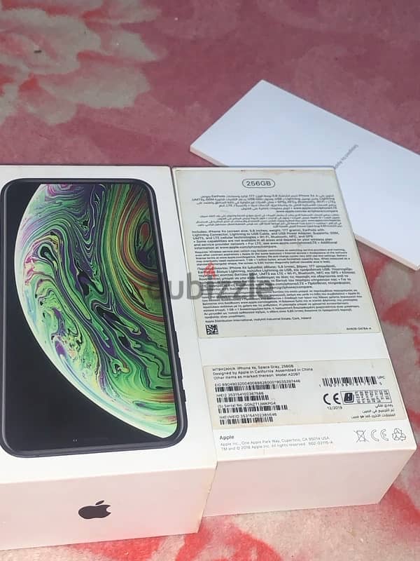 iphone xs 256 with box 0