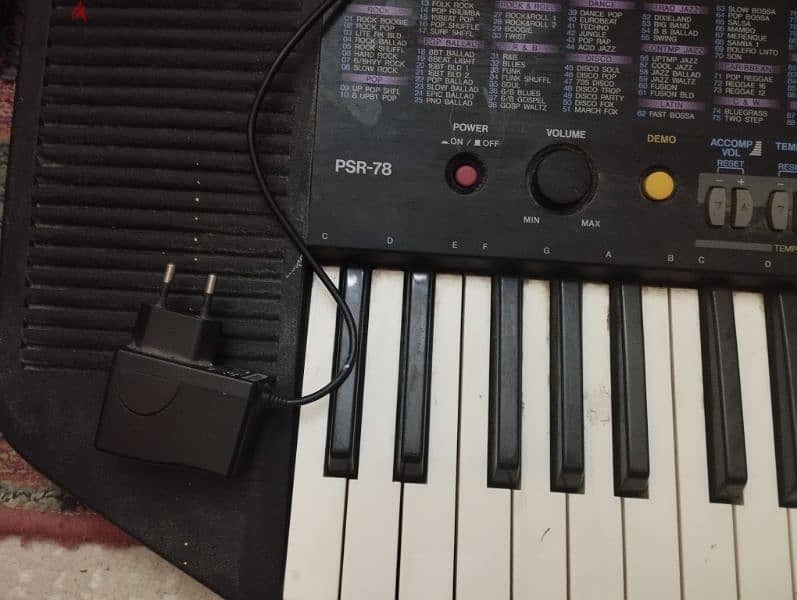 Yamaha PSR-78 Portatone 49 Keys Electronic اورج 1