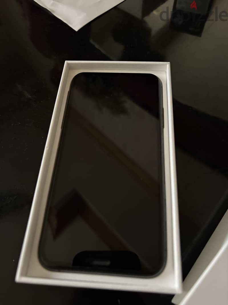 Iphone XS 64GBحالة جيدة 1