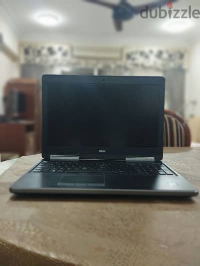 Laptop DELL precision 7520