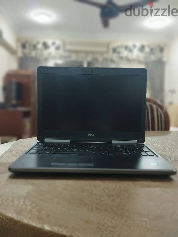 Laptop DELL precision 7520 0