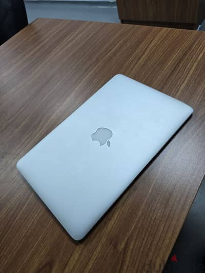 macbook air 2015 , 11 inch