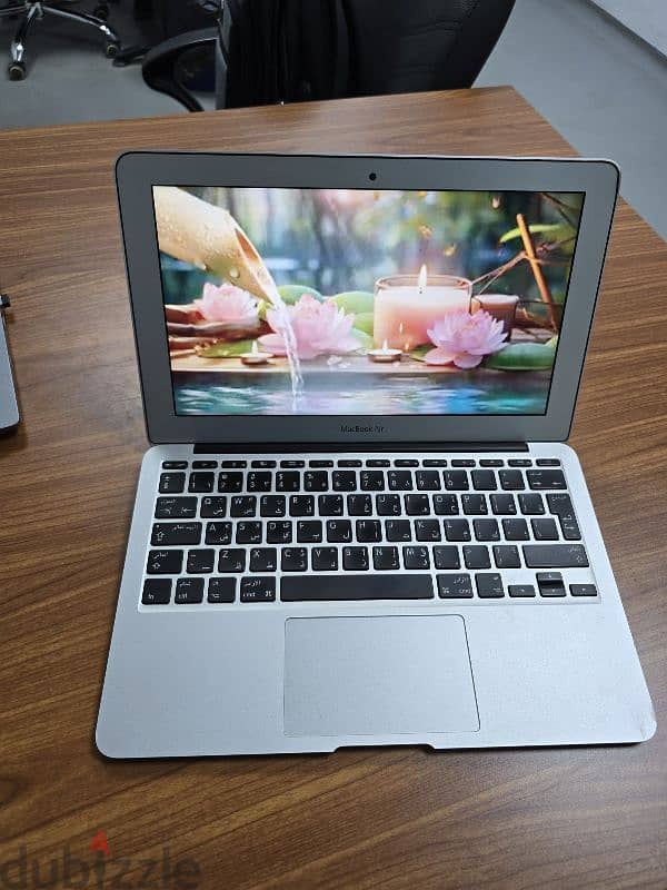 macbook air 2015 , 11 inch 1