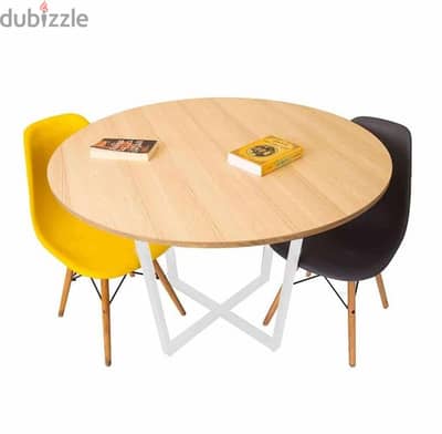 طاولة اجتماعات مستديرة- Round meeting table