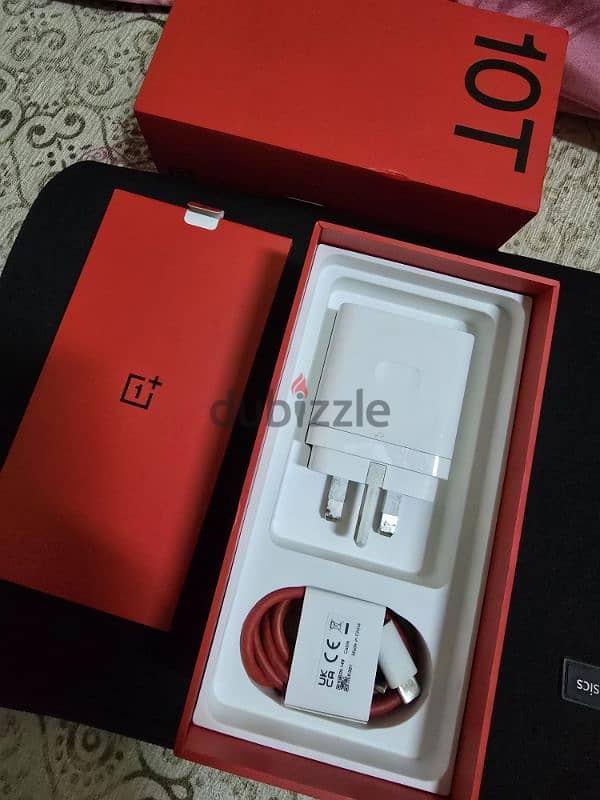 OnePlus 10T 256 gb / 16 gb RAM 3