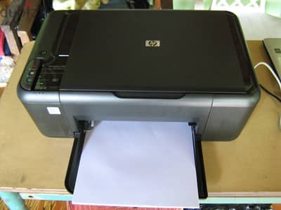 deskjet f2480 series طابعة hp لايوجد بها خراتيش الحبر