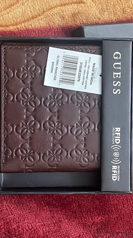 Guess wallet Original imported from India. محفظة أصلية من ماركة Guess 3