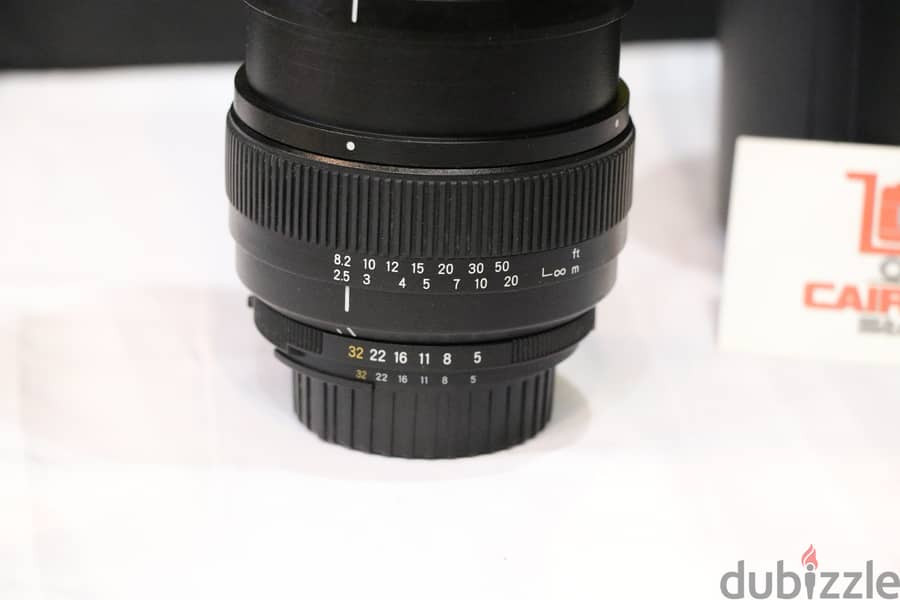 Tamron SP AF 200-500mm  F/5-6.3 Di LD IF Telephoto Zoom Lens with Hood 1