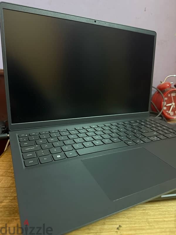 laptop Dell v3510 2