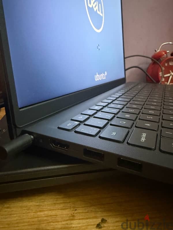 laptop Dell v3510 3