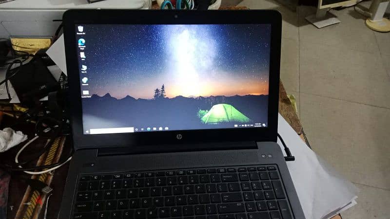 جهاز HP zbook 15 g3 حالته ممتازة استعمال خفيف 1