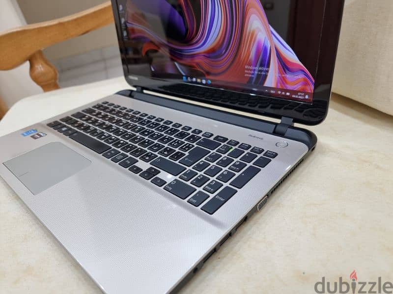 لابتوب توشيبا Intel core i7 الجيل الخامس 2,4Ghz 500GB SSD / 16GB RAM 5