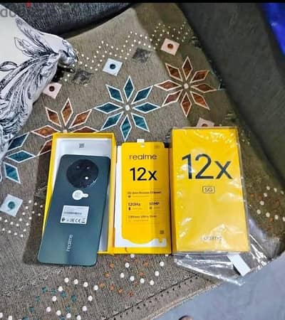 كسر زيرو Realme 12x 6+6 Ram 128 جيجا معاه العلبة والشاحن الاصلي