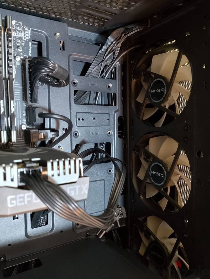 PC gaming gtx 166ti and intel i5 10400f 6