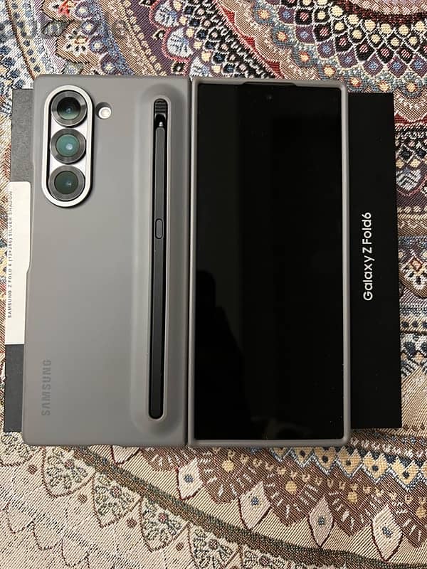 samsung zfold 6 almost new 0