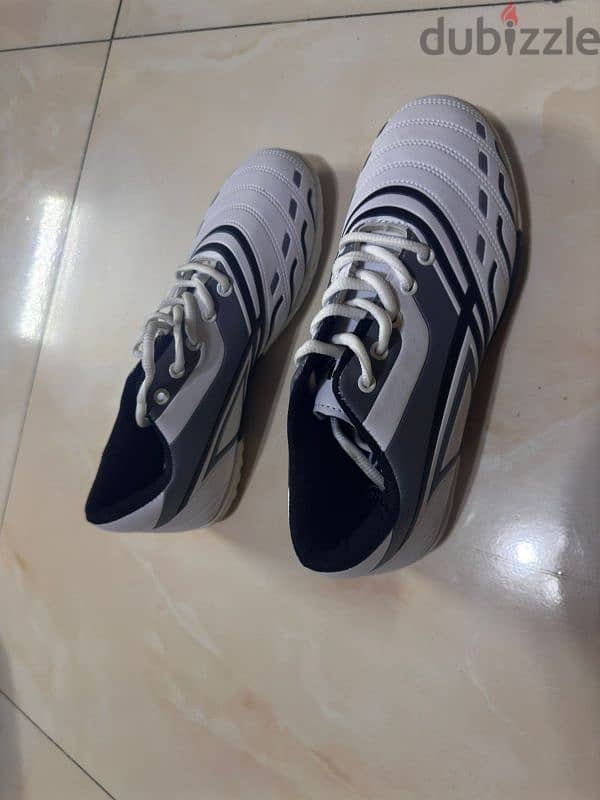 cleats shoes كوتش 1