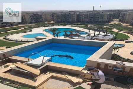 A unique opportunity to live in a 195m2 roof apartment with immediate delivery in Galleria Compound, Fifth Settlement