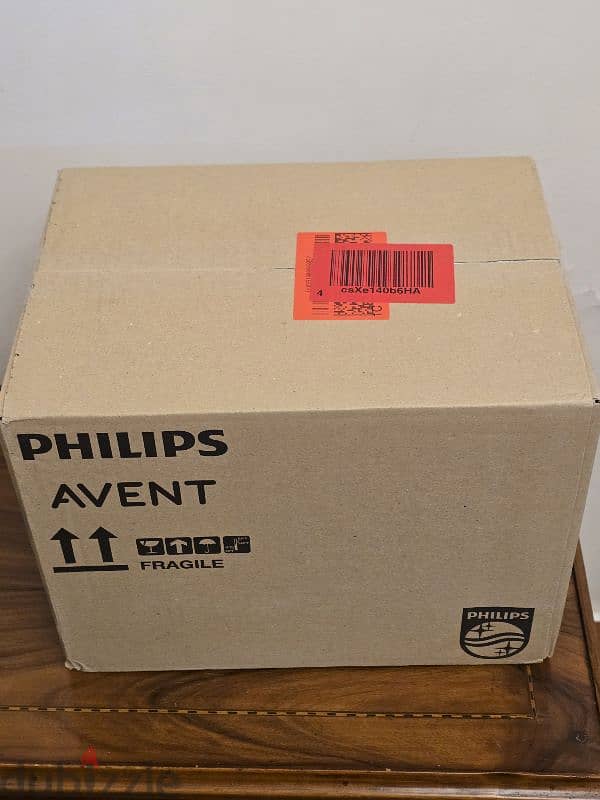 Philips Avent electeric breast pump + Bottles & more NEW SEALED!!! 3