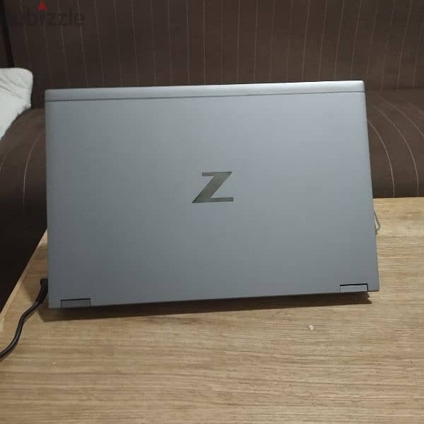 hp zbook Fury g7 0