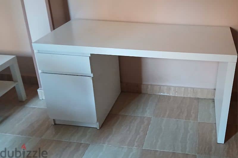 IKEA MALM desk 1