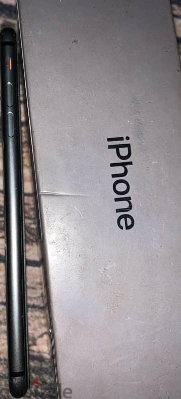 iphone 8plus حالته ممتازه جدا 3