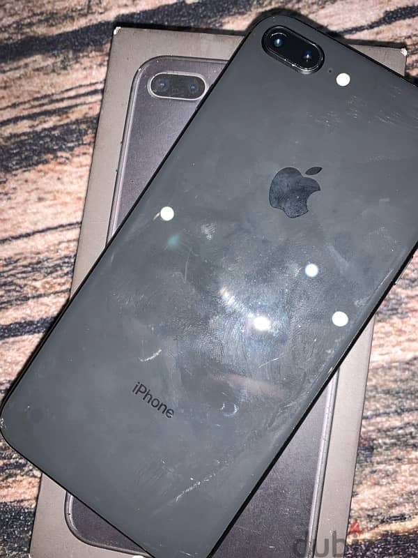 iphone 8plus حالته ممتازه جدا 4