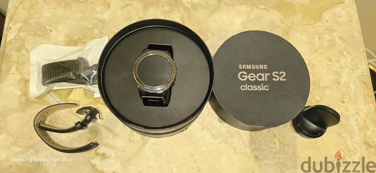 Samsung smart watch Gear S2 8