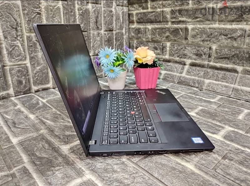 Lenovo T480 core i7 ثامن //16/512/Nvidia 2 GB مواصفات عالية ووزنه خفيف 4