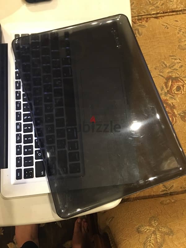 Macbook pro mid 2012 13 inch 16 ram DDR3 i5 chip 7