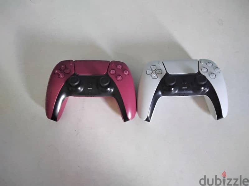 playstation 5 digital 2 controllers 2