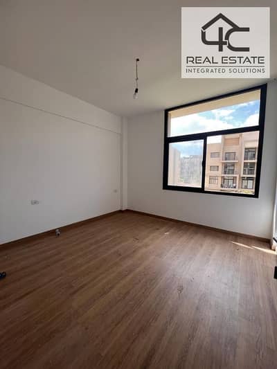 Apartment 168 m 3 bedroom fully finished  for sale with down payment and instalment in phase moon residence at fifth square compound delivery 2026