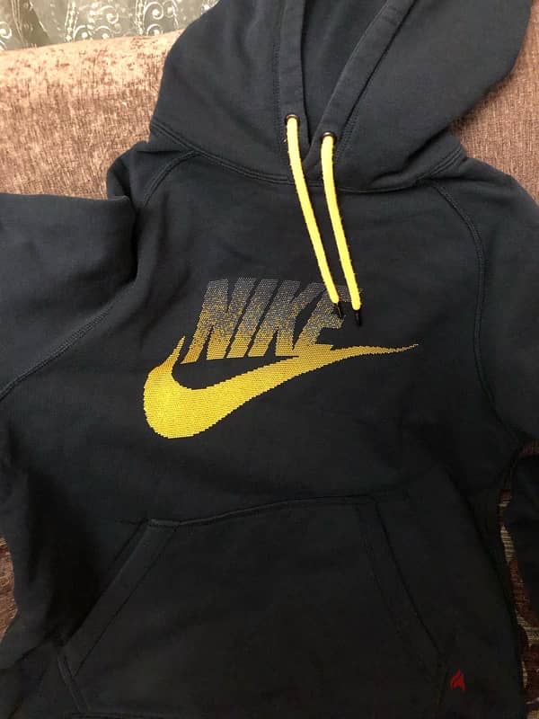 Nike hoodies small  size 4