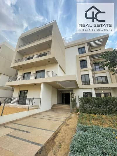 In Fifth square apartment resale from owner 130 m fully finished with down payment and installments till 2031 for sale in prime location